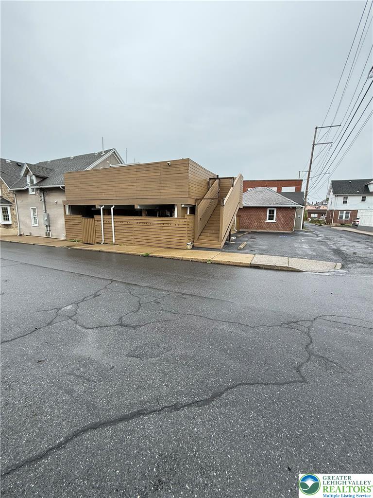 1028 Broadway Property Photo 5