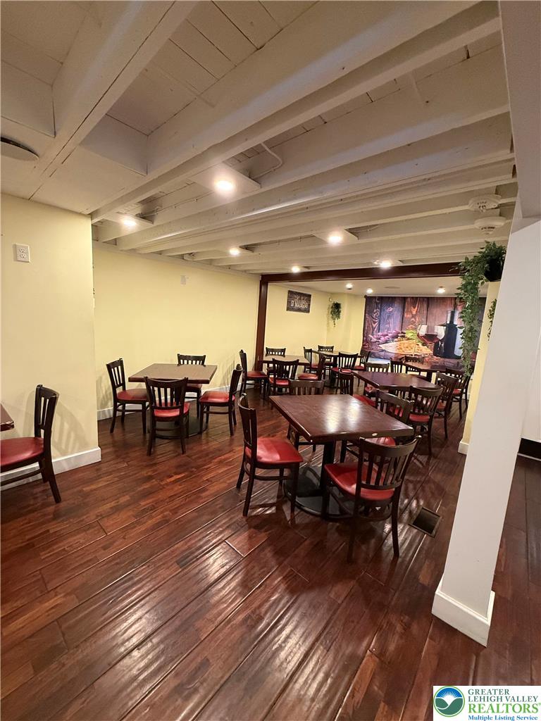 1028 Broadway Property Photo 9