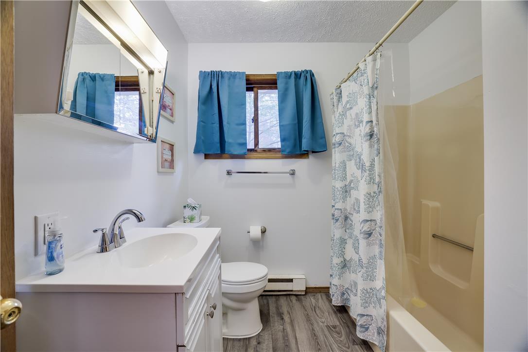 6063 Boardwalk Drive Property Photo 18