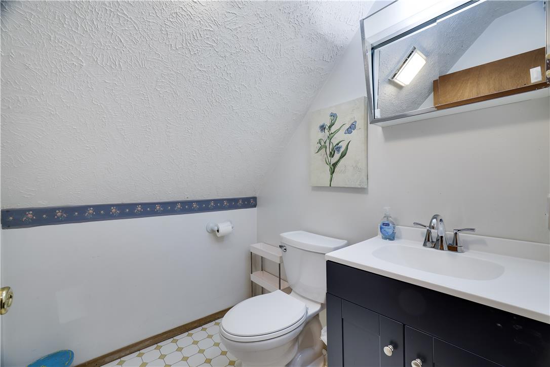 6063 Boardwalk Drive Property Photo 19