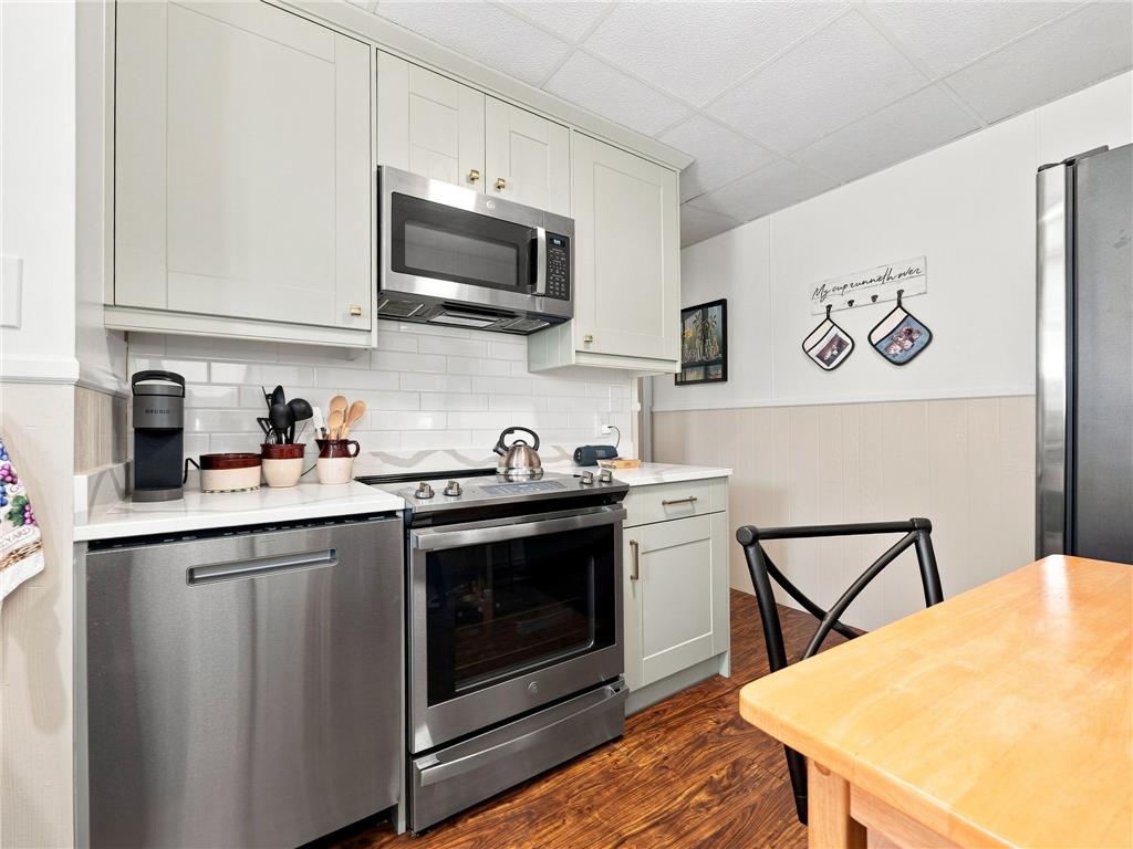 1816 Cedar Street Property Photo 7