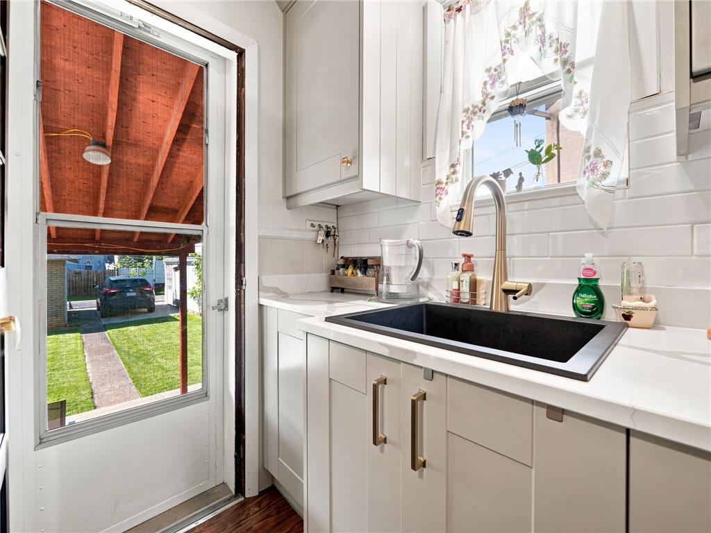 1816 Cedar Street Property Photo 8
