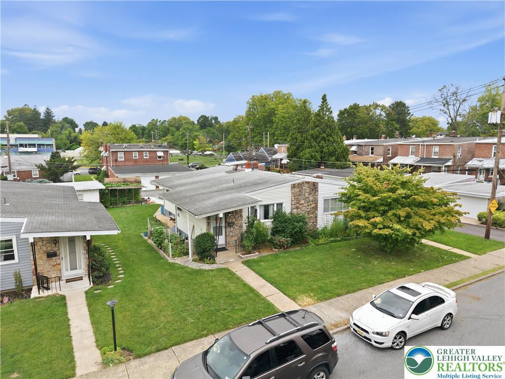 736 North Saint Lucas Street Property Photo 13