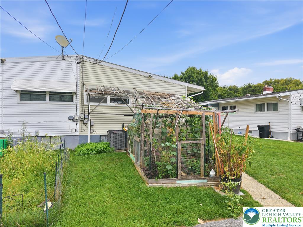 736 North Saint Lucas Street Property Photo 20