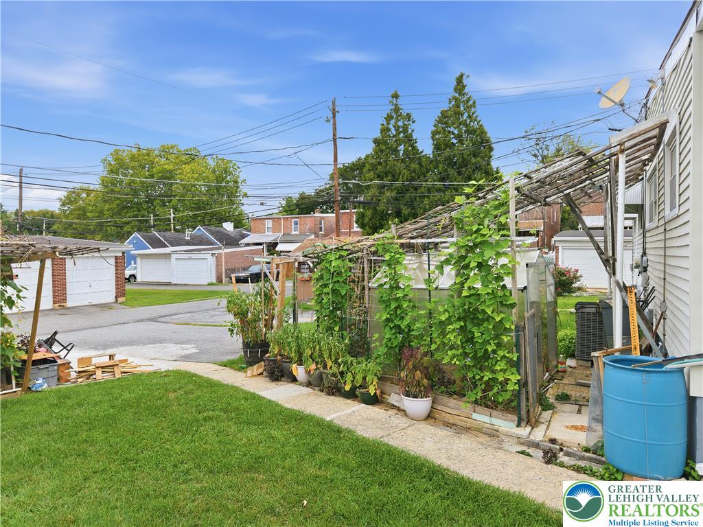 736 North Saint Lucas Street Property Photo 22