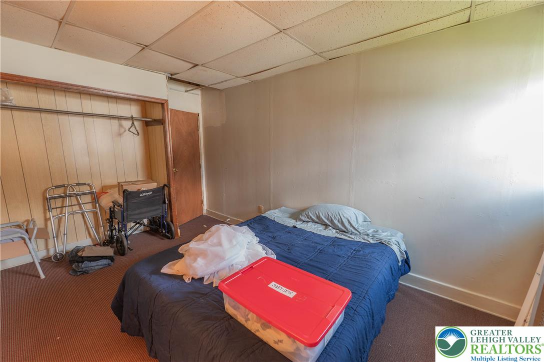 310 South 6th Street Property Photo 3
