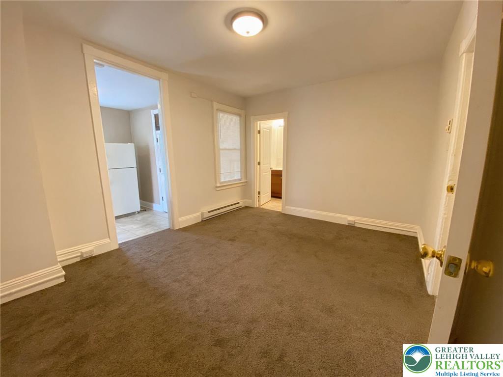 429 East 4th Street 2nd Floor Property Photo 9