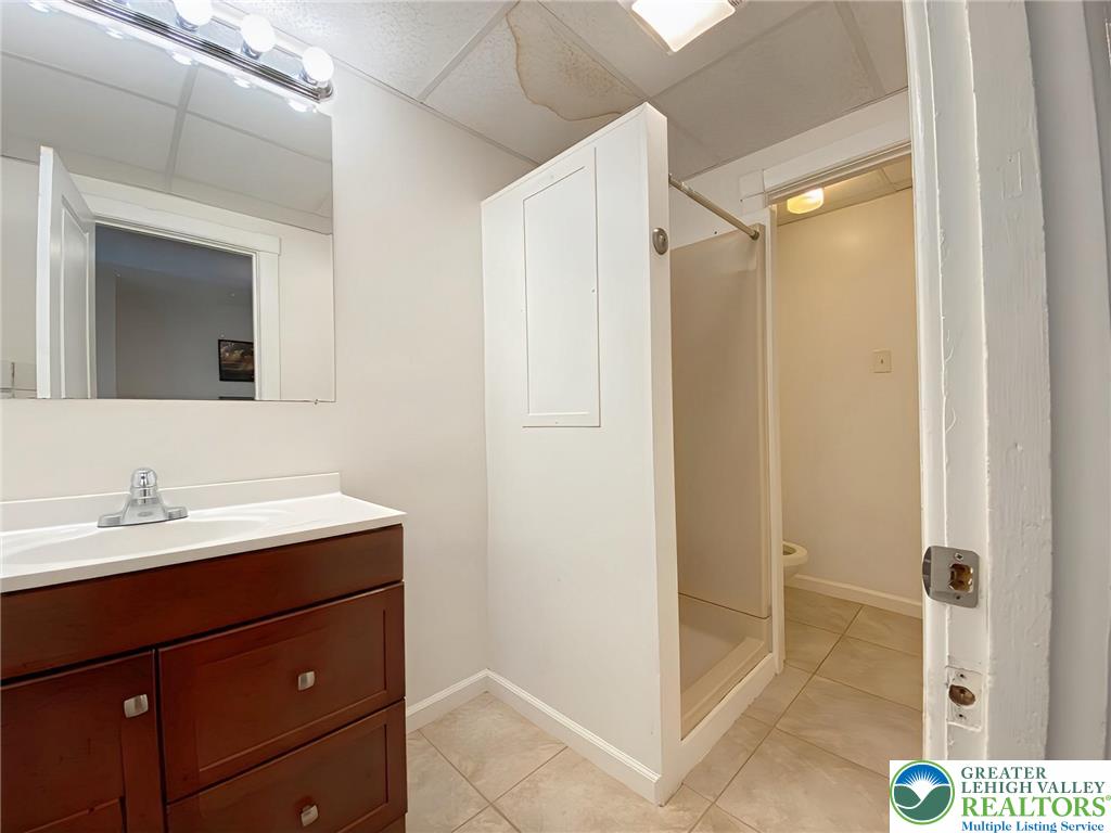 429 East 4th Street 2nd Floor Property Photo 11
