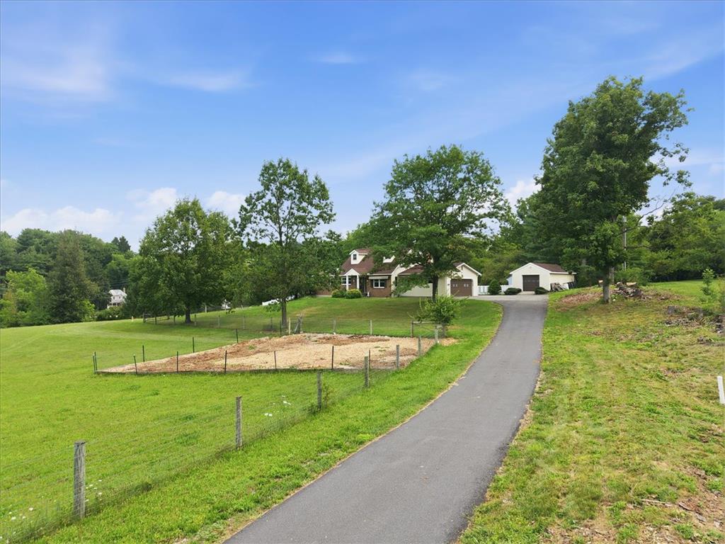 7722 Sechler Road Property Photo 3