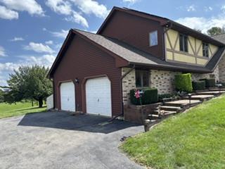 4545 Senny Court Property Photo 3