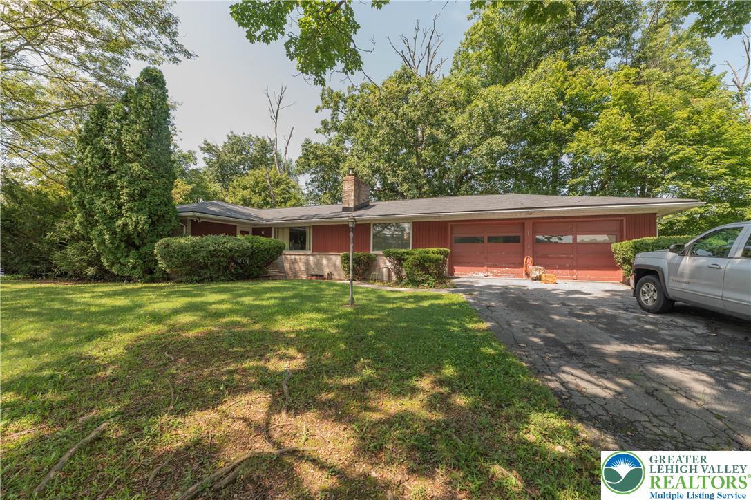 3901 Grant Street Property Photo 1