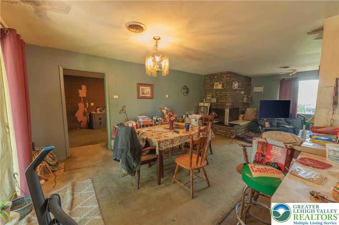 3901 Grant Street Property Photo 5