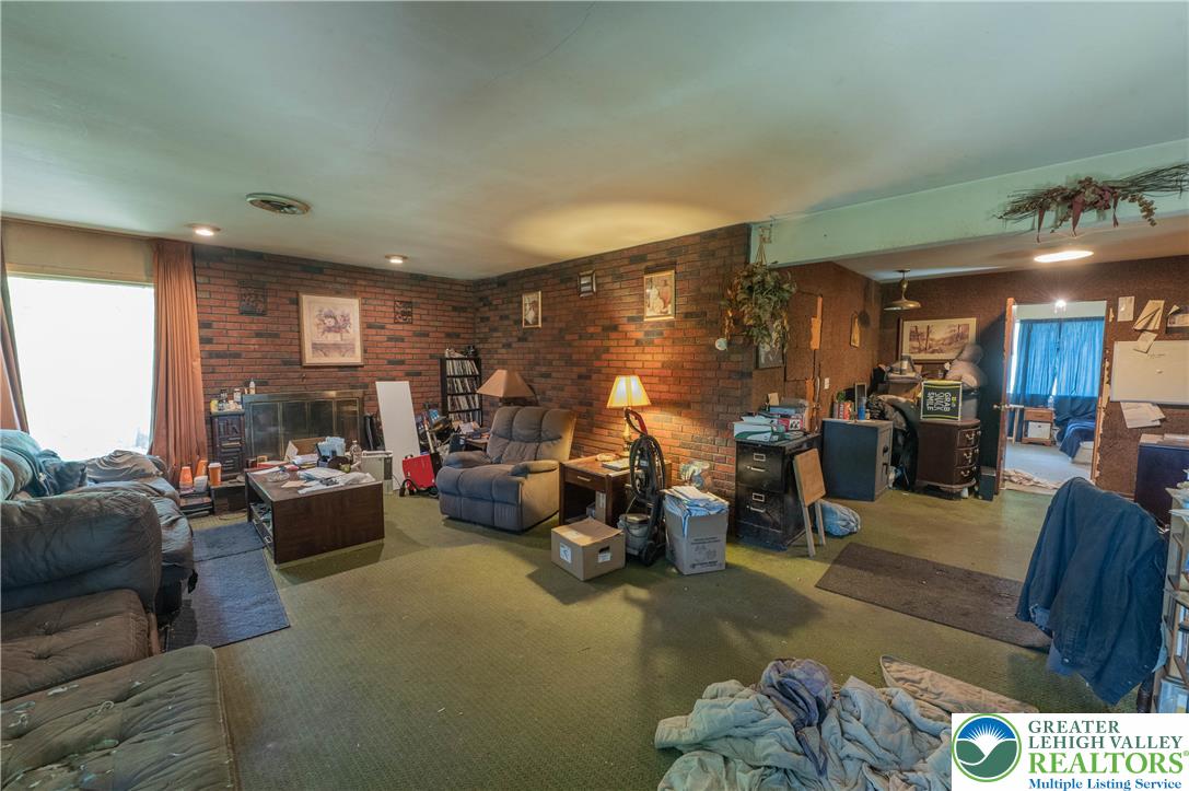 3901 Grant Street Property Photo 10