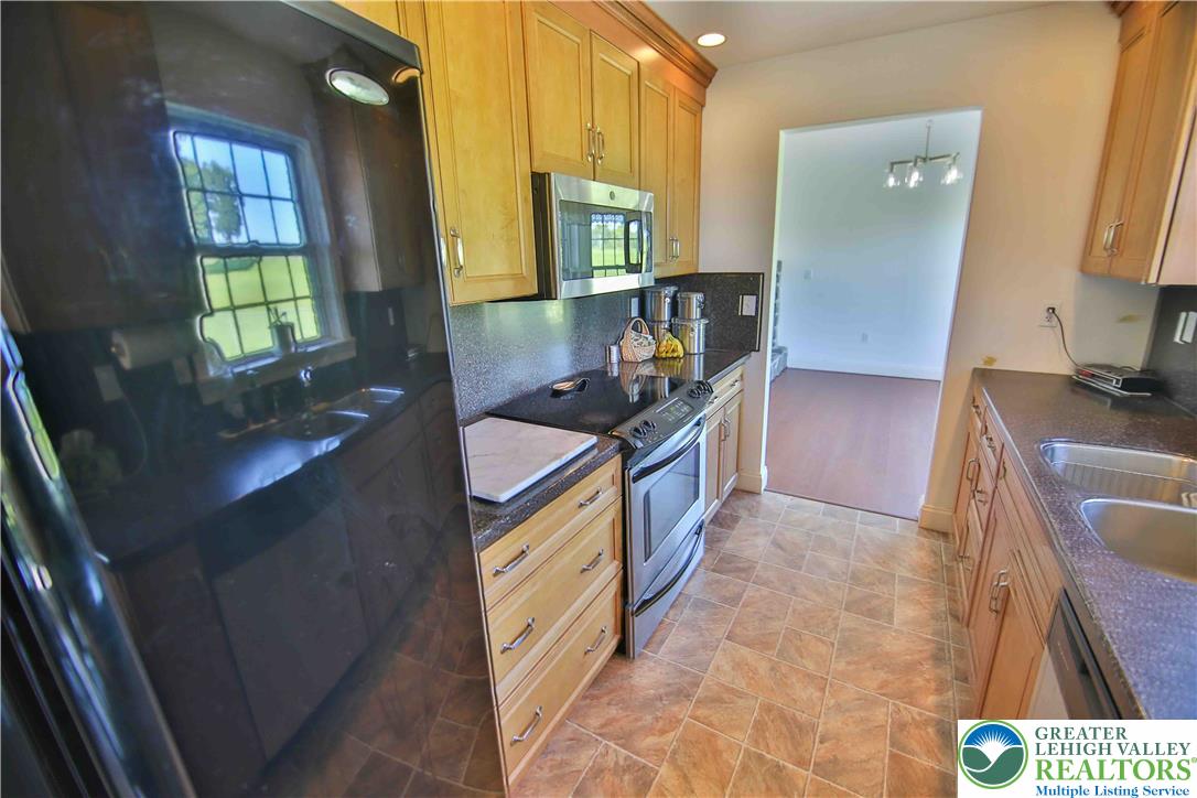 245 Tomahawk Trail Property Photo 12