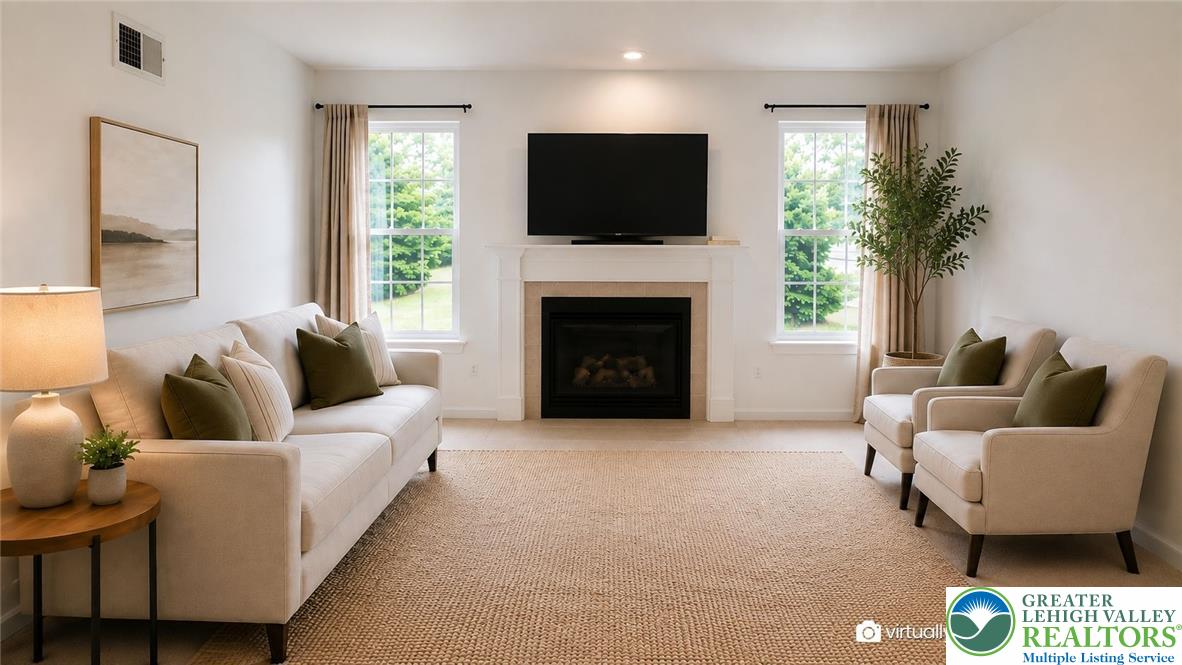 2014 Rolling Meadow Drive Property Photo 6