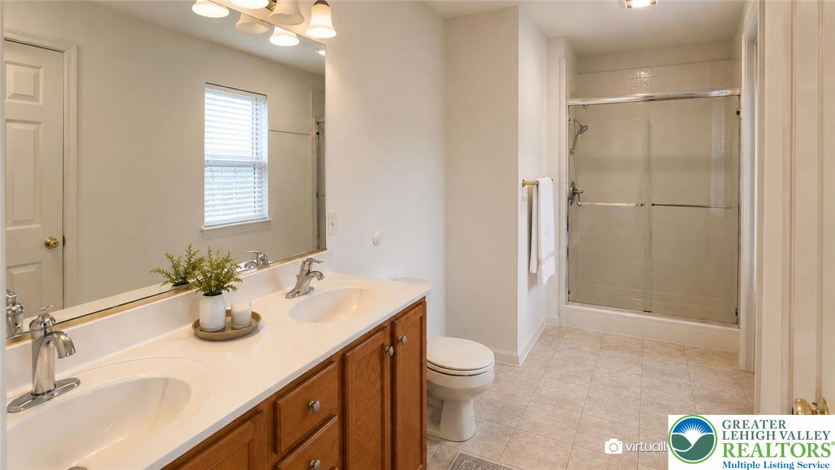 2014 Rolling Meadow Drive Property Photo 17
