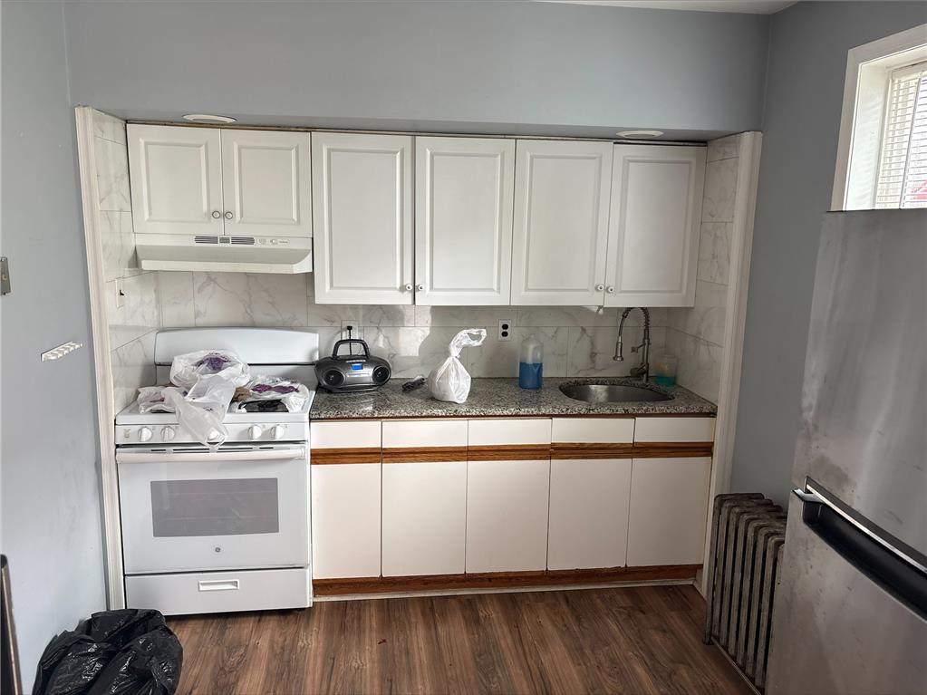 419 West 4th Street 1 Property Photo 12