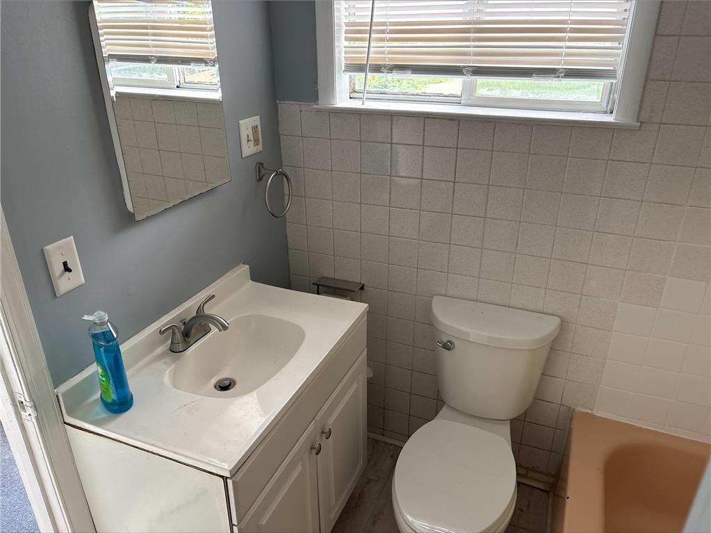 419 West 4th Street 1 Property Photo 20