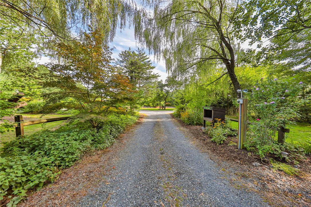 364 West Mountain Road Property Photo 39