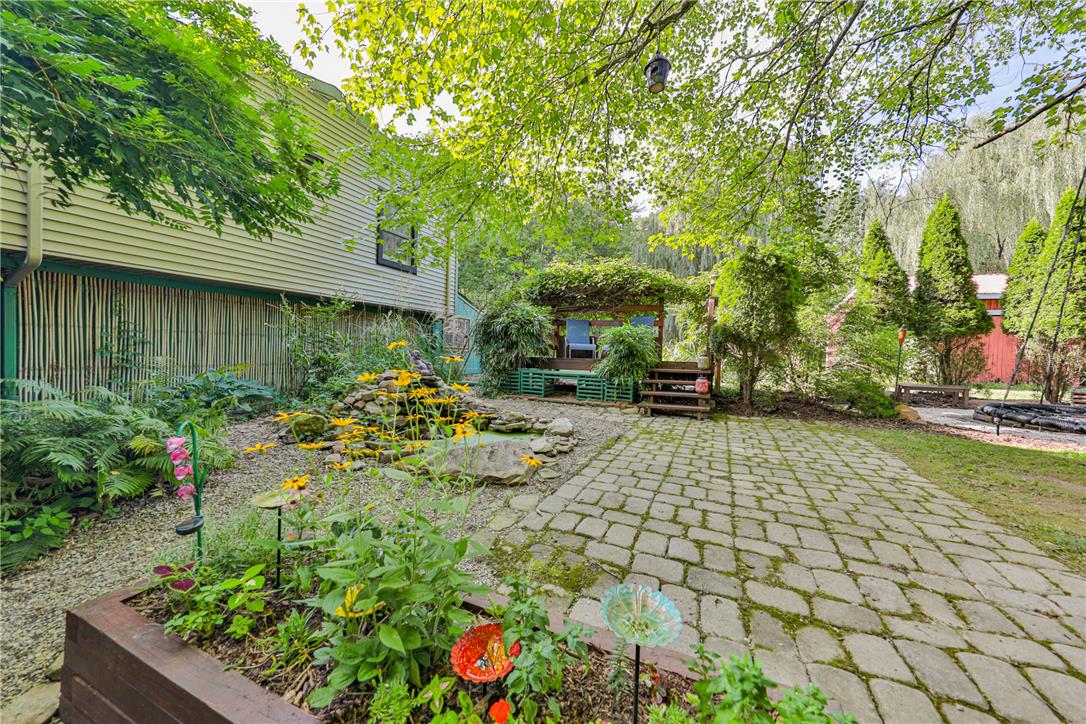 364 West Mountain Road Property Photo 47