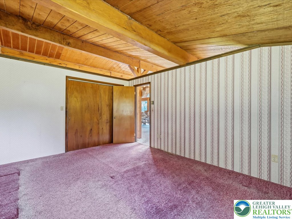 7625 Gypsy Moth Drive Property Photo 11