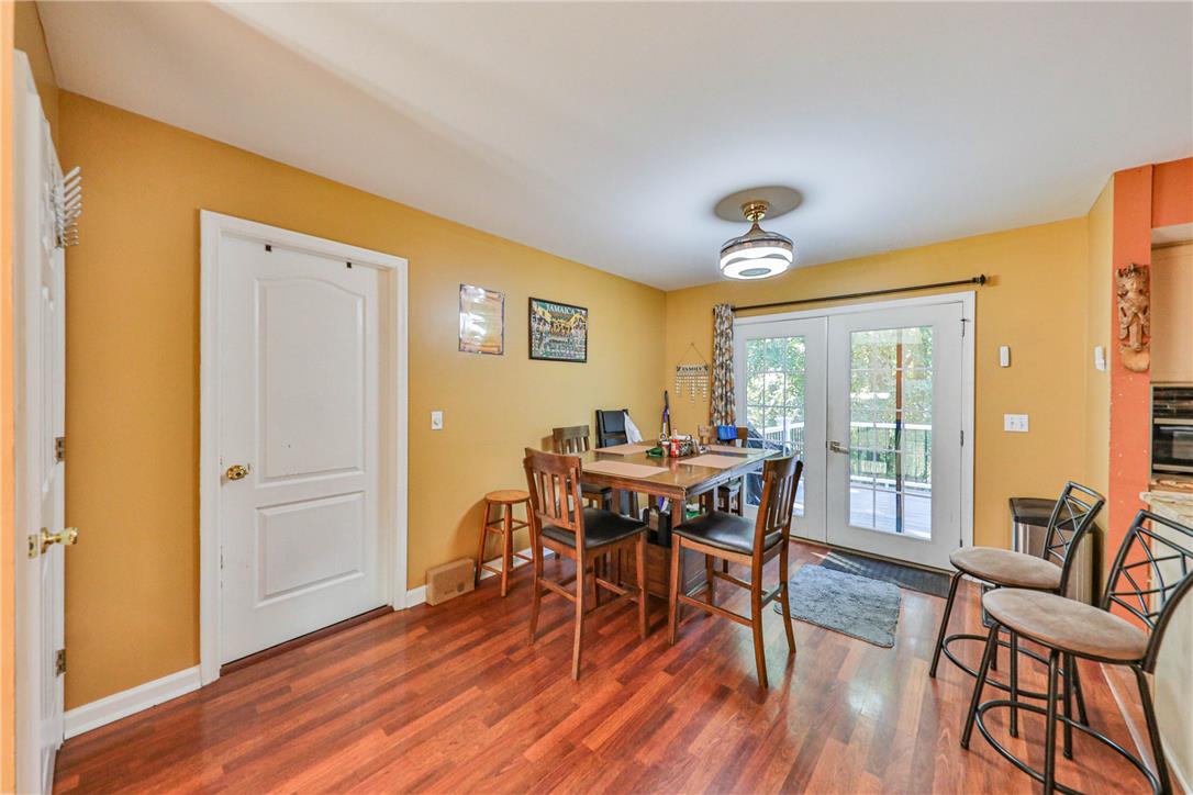 3359 Trafalgar Avenue Property Photo 18