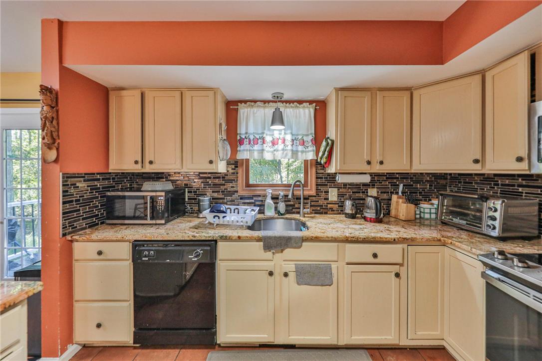 3359 Trafalgar Avenue Property Photo 21
