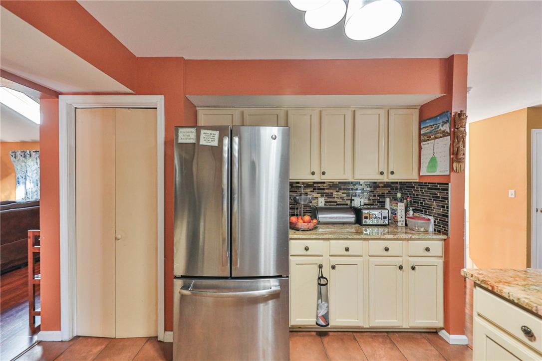 3359 Trafalgar Avenue Property Photo 22