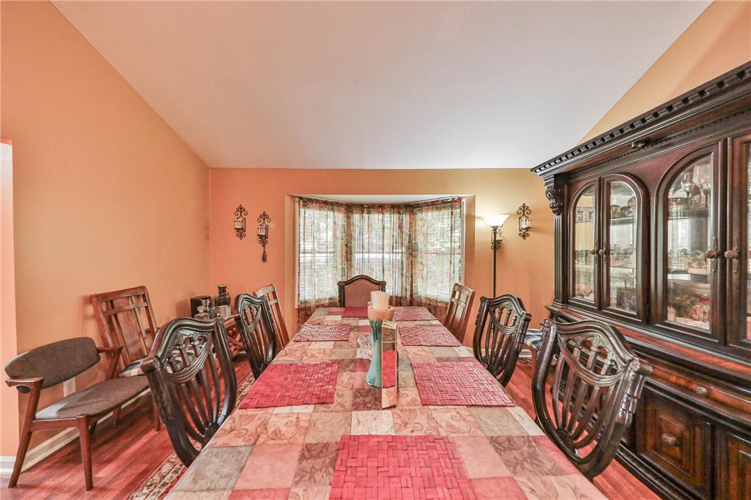 3359 Trafalgar Avenue Property Photo 27