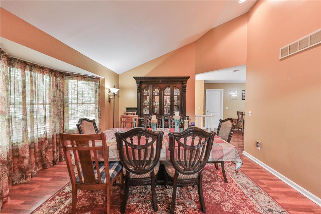 3359 Trafalgar Avenue Property Photo 29