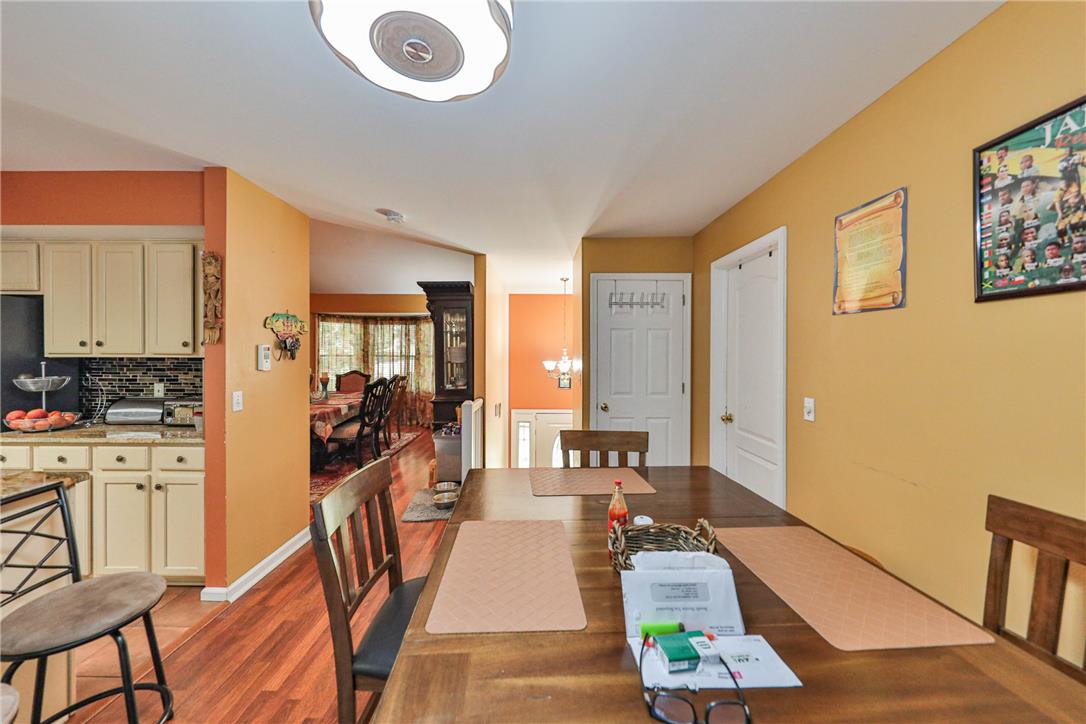 3359 Trafalgar Avenue Property Photo 32
