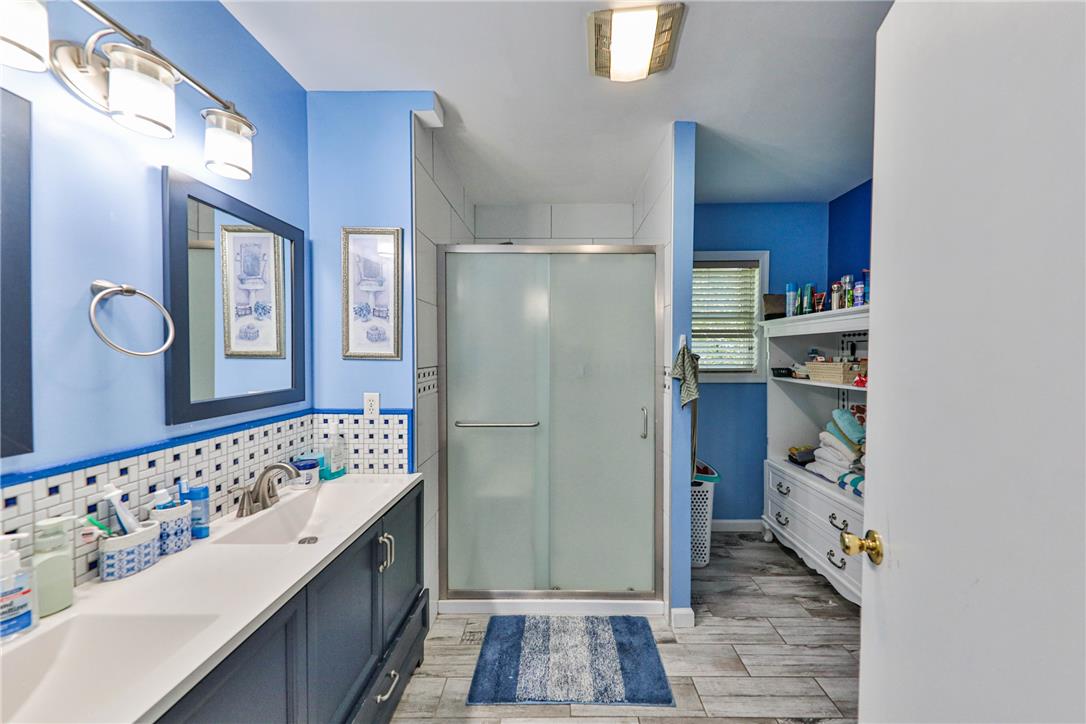 3359 Trafalgar Avenue Property Photo 48