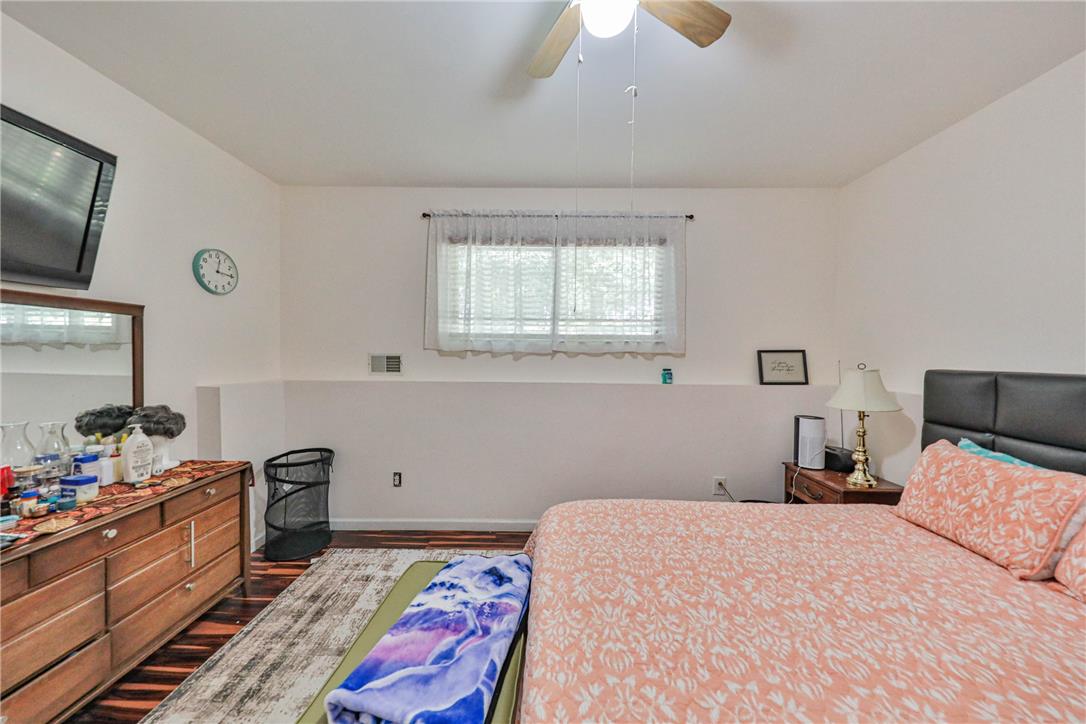 3359 Trafalgar Avenue Property Photo 58