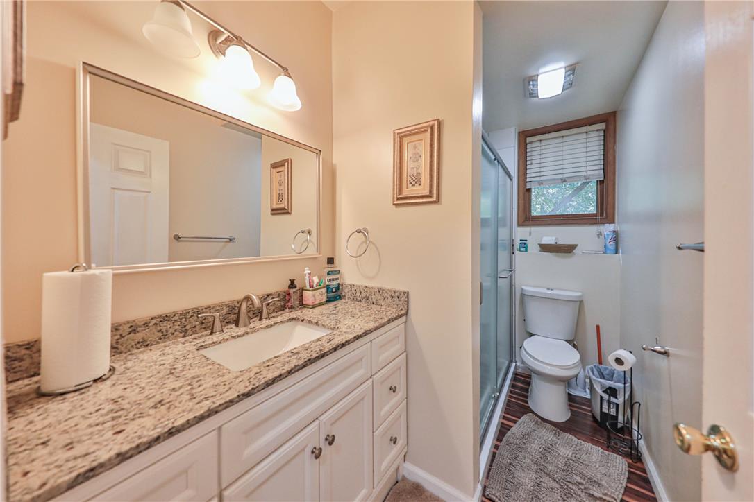 3359 Trafalgar Avenue Property Photo 64