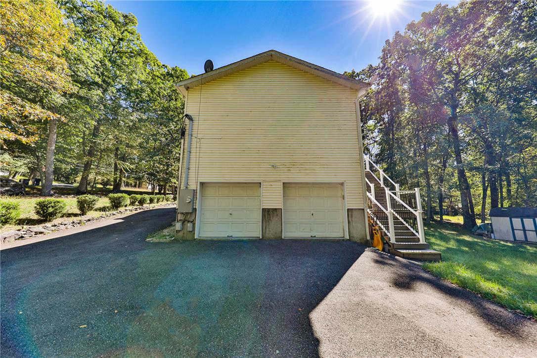 3359 Trafalgar Avenue Property Photo 85
