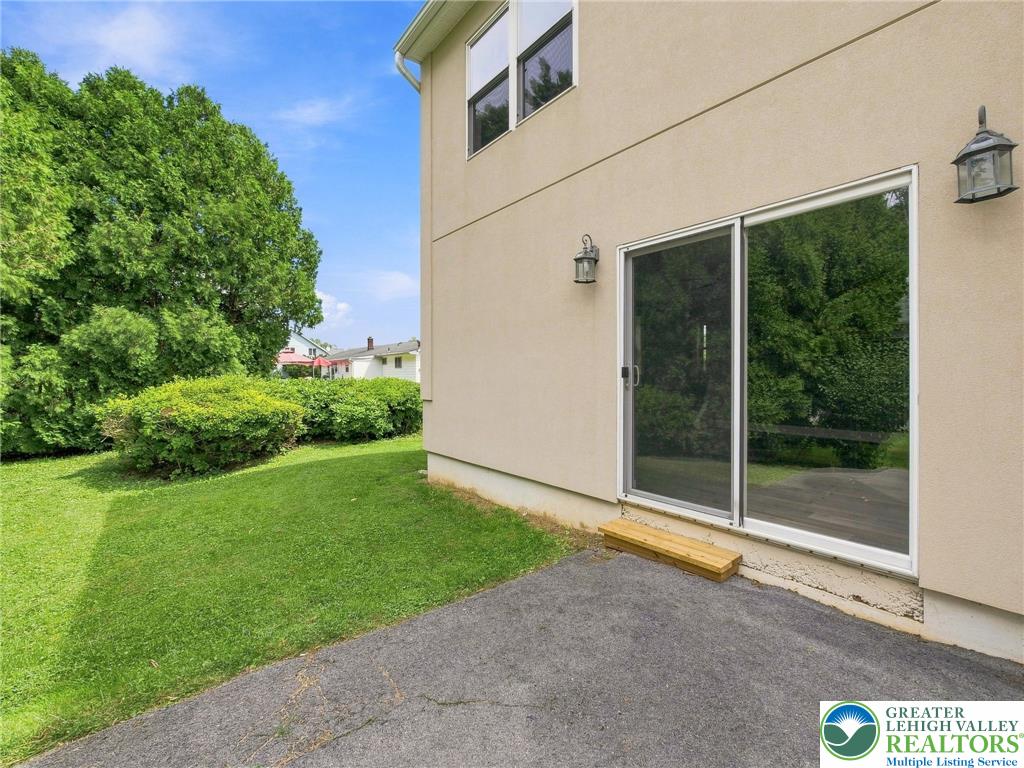 1739 Brown St. Property Photo 19