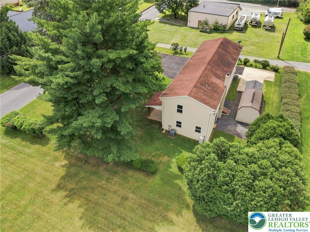 1739 Brown St. Property Photo 25