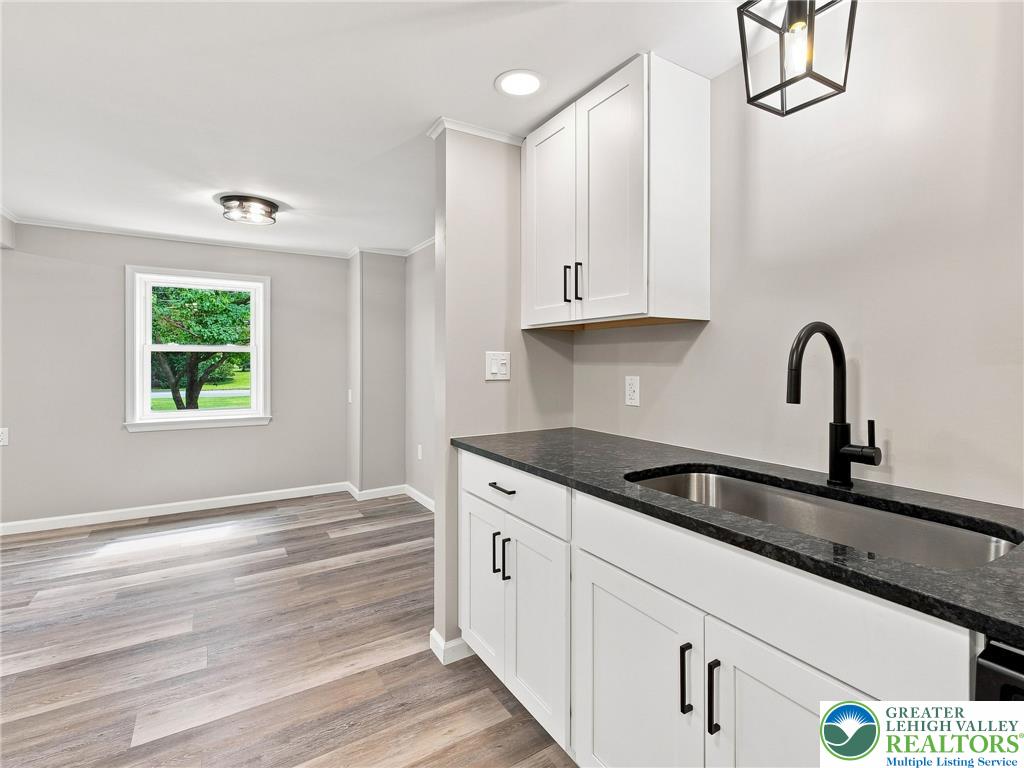 1739 Brown St. Property Photo 30