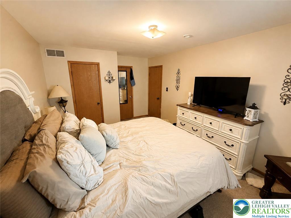1039 Barbara Drive Property Photo 15