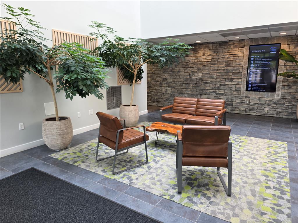 95 Highland Avenue #205-b Property Photo 7