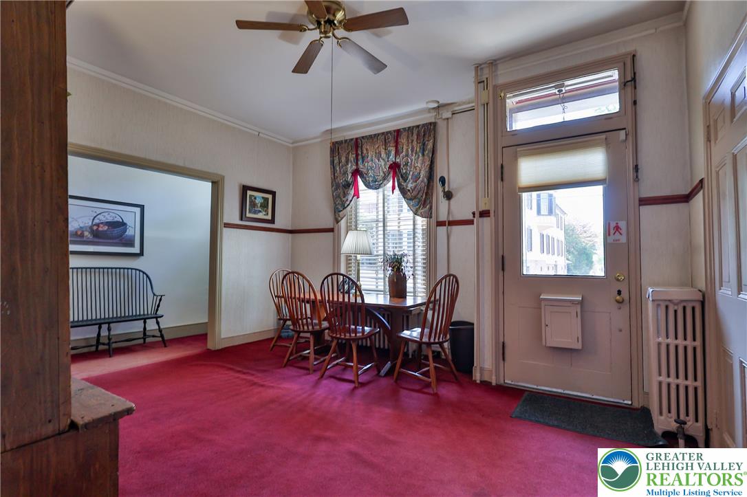 72 West Market Street Property Photo 4
