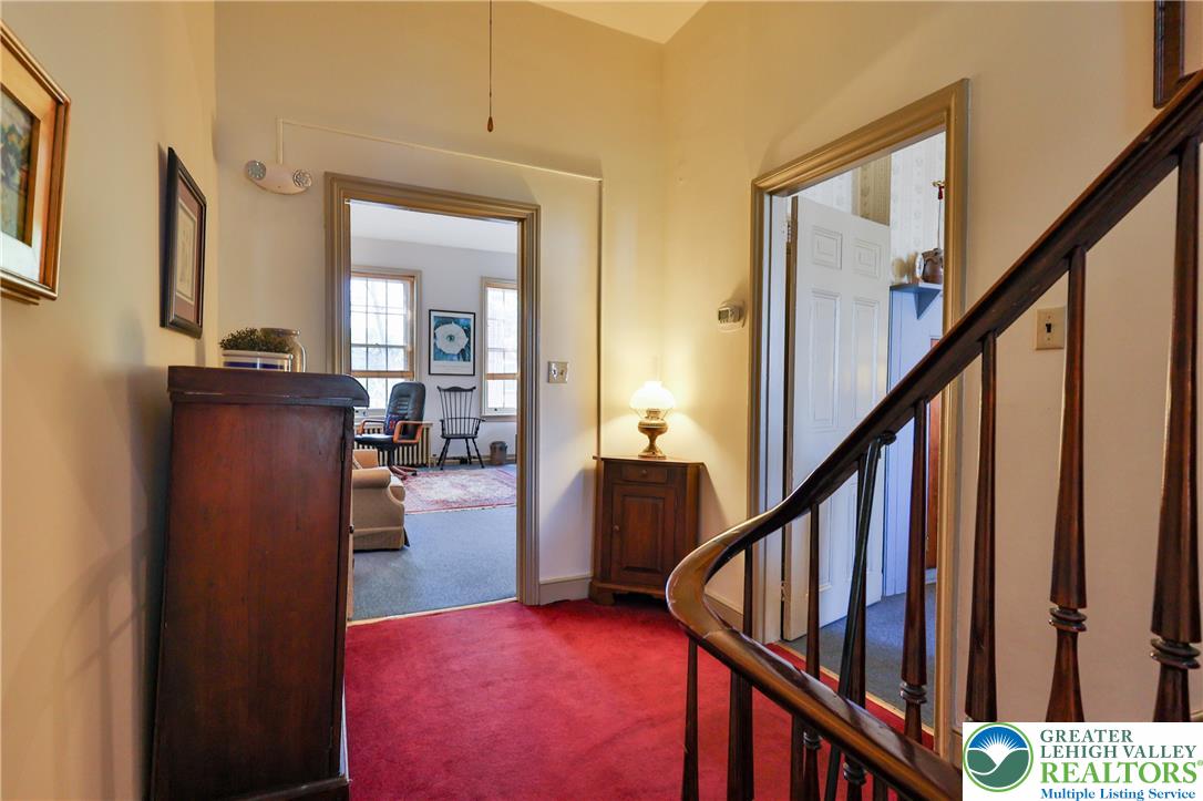 72 West Market Street Property Photo 14