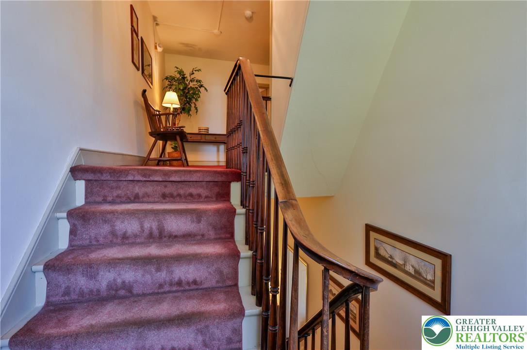 72 West Market Street Property Photo 23