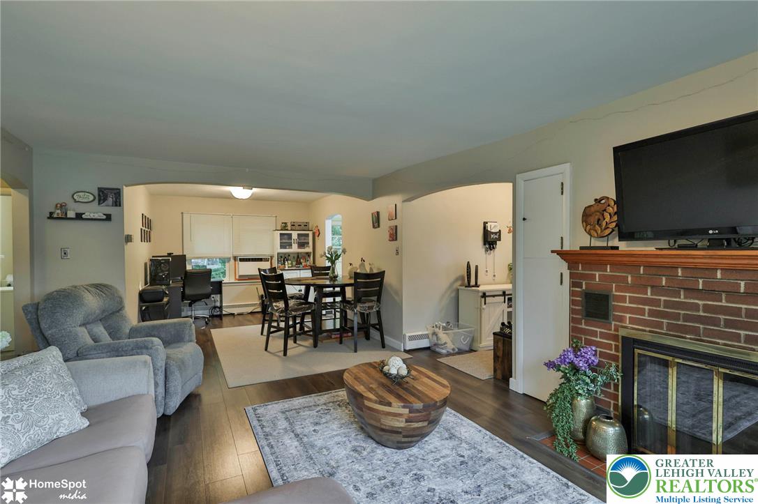 319 South Ott Street Property Photo 9