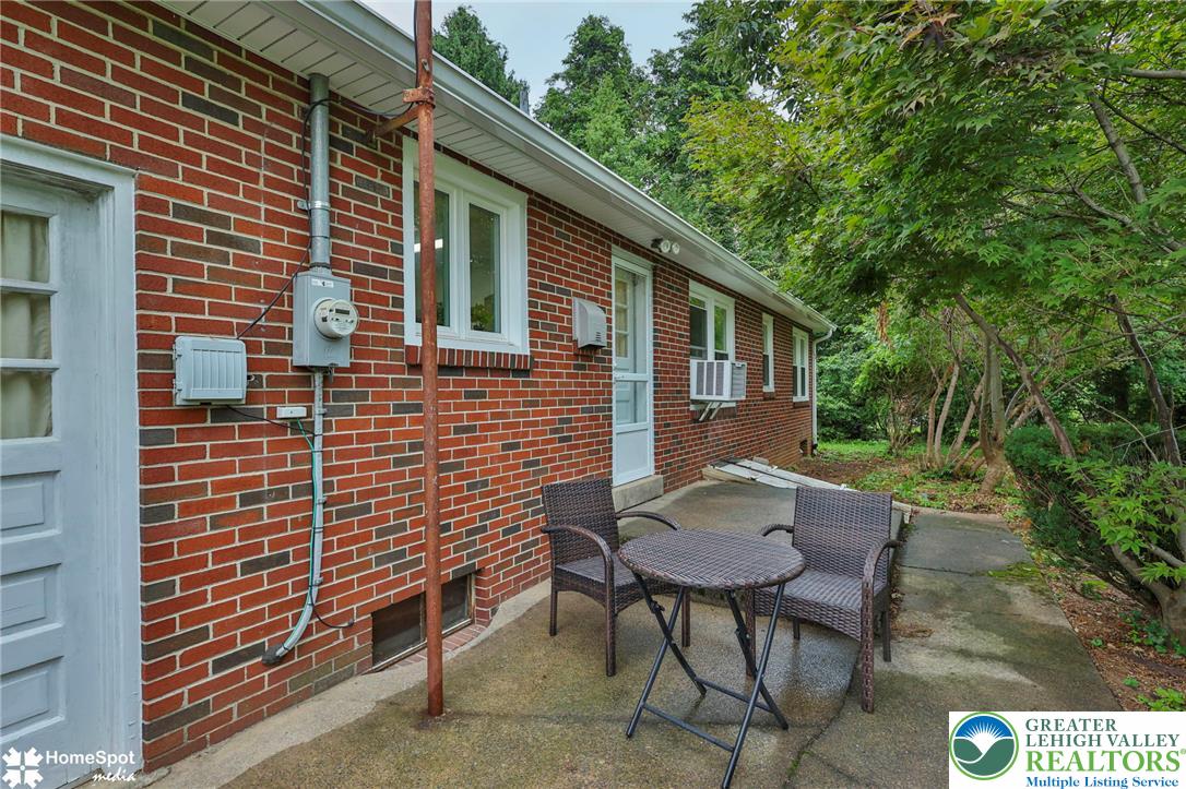 319 South Ott Street Property Photo 31