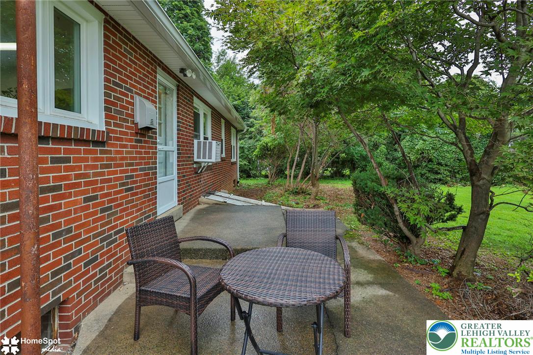 319 South Ott Street Property Photo 32