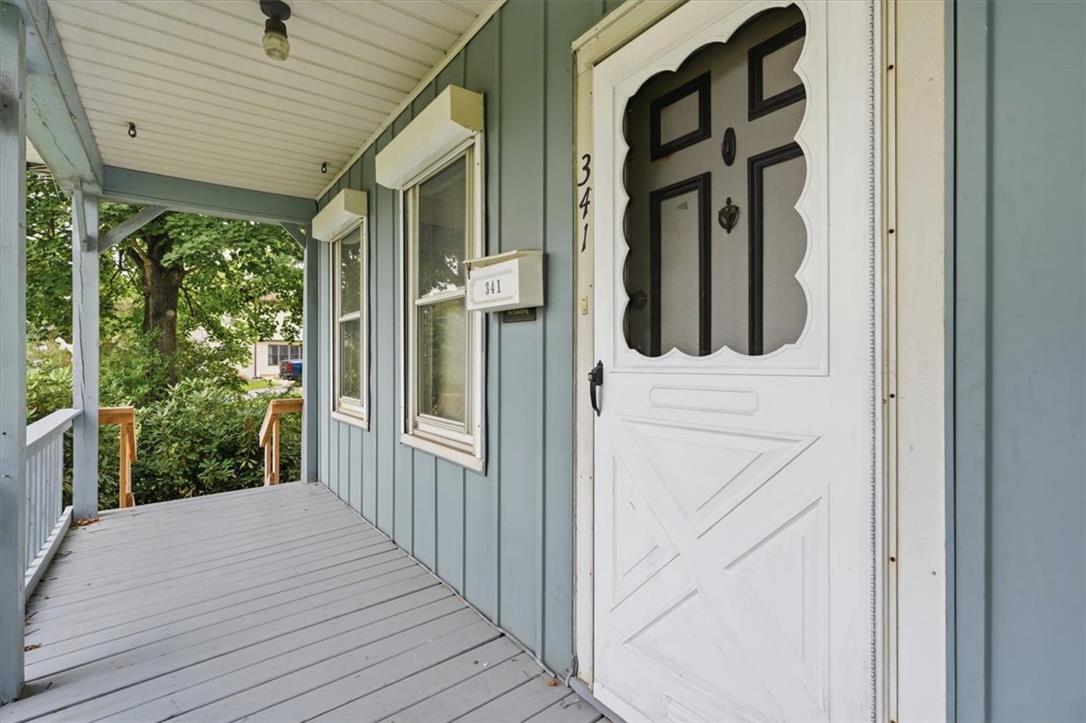 341 Fairview Street Property Photo 4