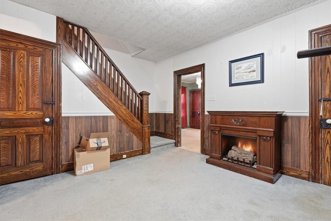 341 Fairview Street Property Photo 5