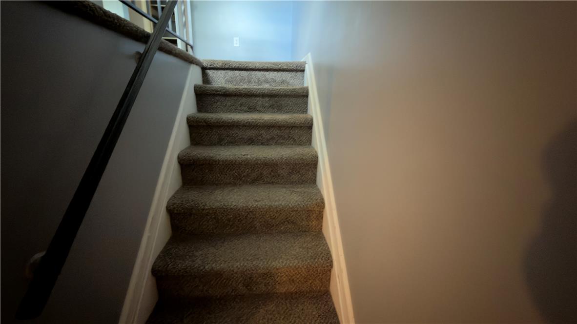 886 Maryland Court Property Photo 12