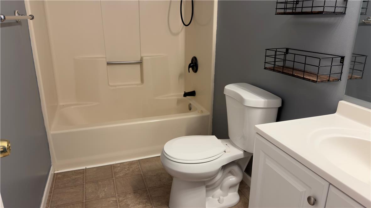 886 Maryland Court Property Photo 19